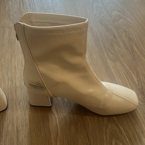 Faux Leather Cream Boots- Perfect for Fall 🍂🍁 - Picture 3 of 7